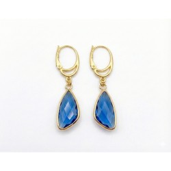 Forgyldte øreringe med Blå aflang facetslebet krystal vedhæng